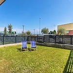 Una Terrazza Sul Lago A2 Con Piscina By Wonderful Italy