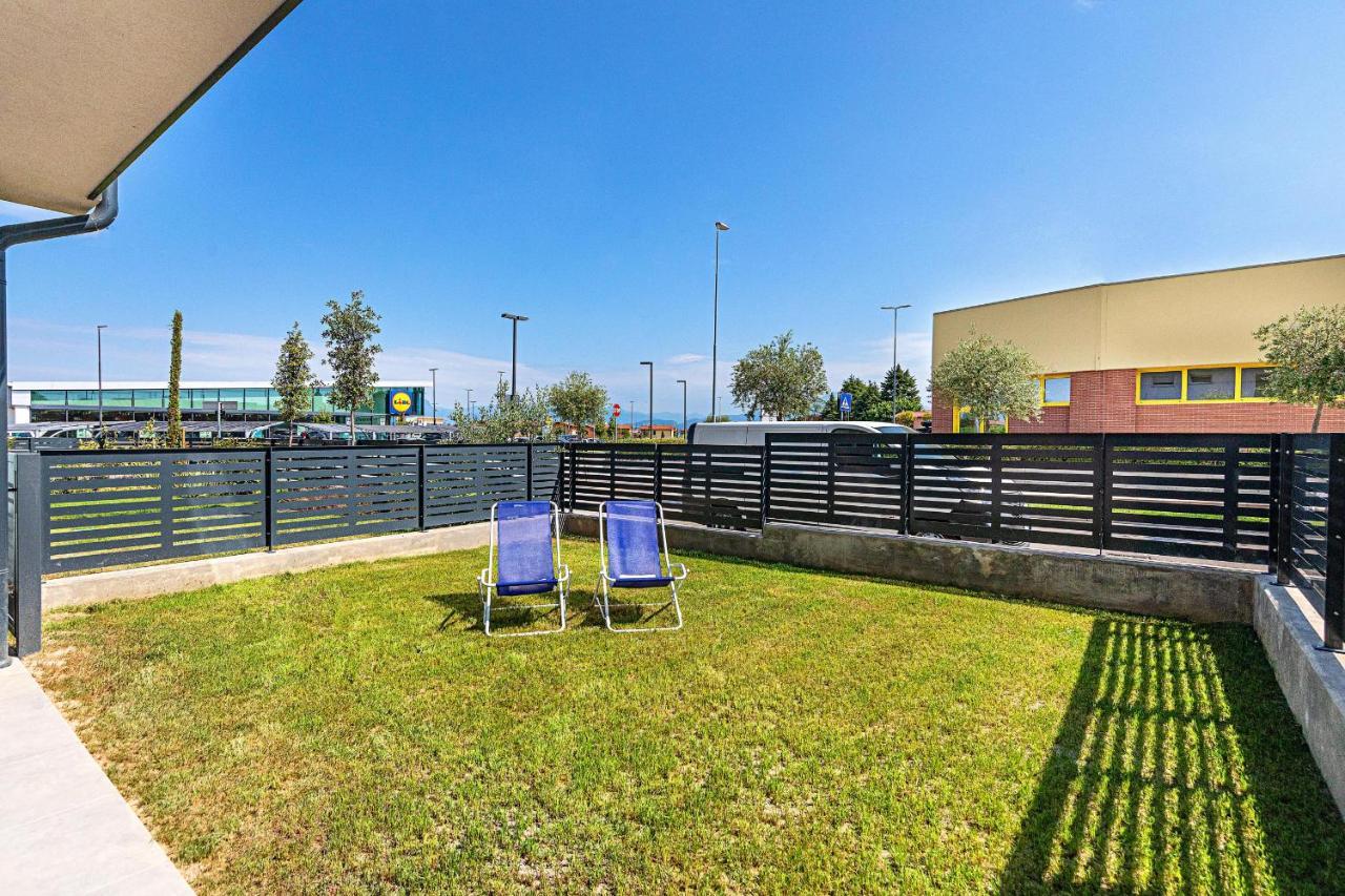 Una Terrazza Sul Lago A2 Con Piscina By Wonderful Italy *