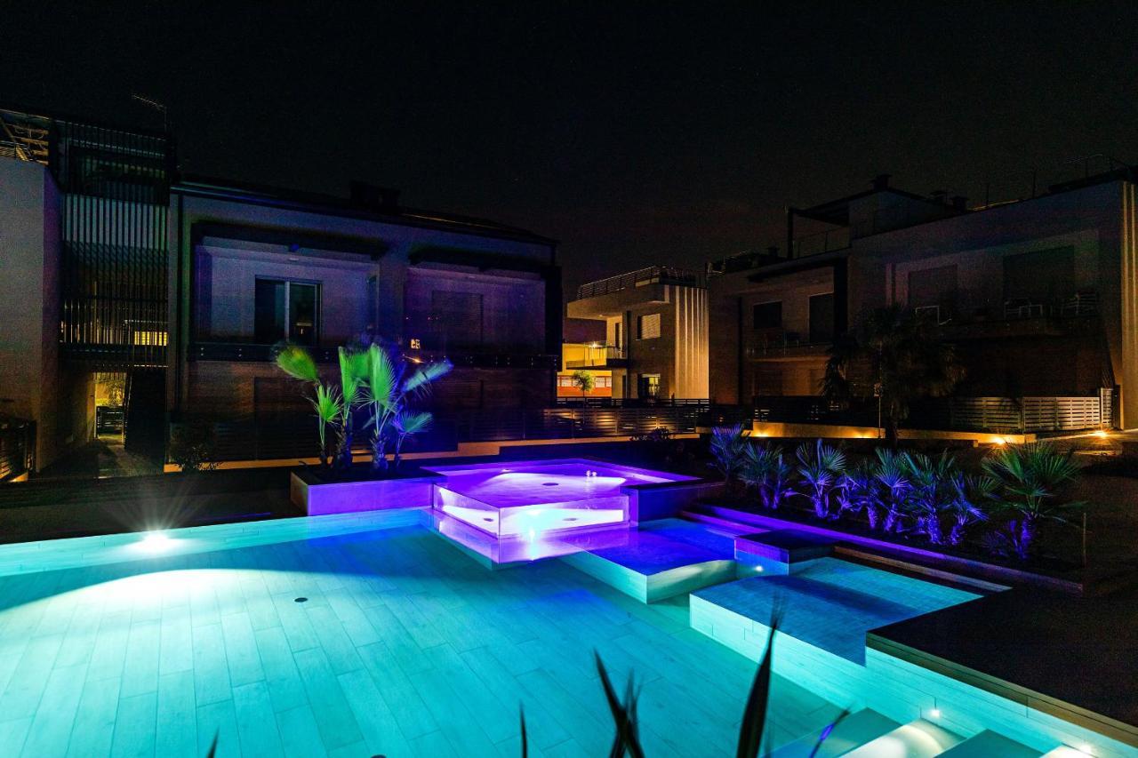 Una Terrazza Sul Lago A2 Con Piscina By Wonderful Italy Apartment *